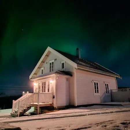 Nostalgiske Halsebostua