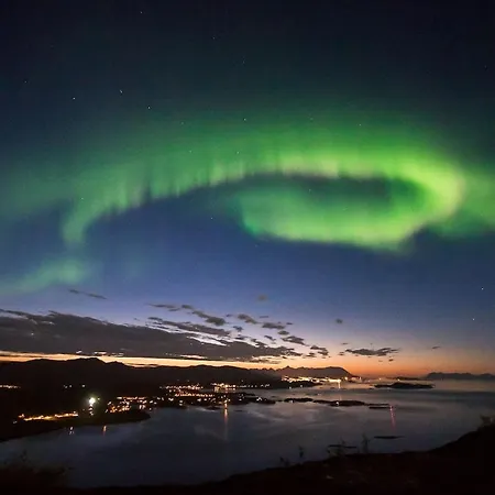 Nostalgiske Halsebostua