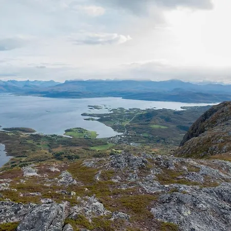 度假居 Nostalgiske Halsebostua 哈尔斯塔