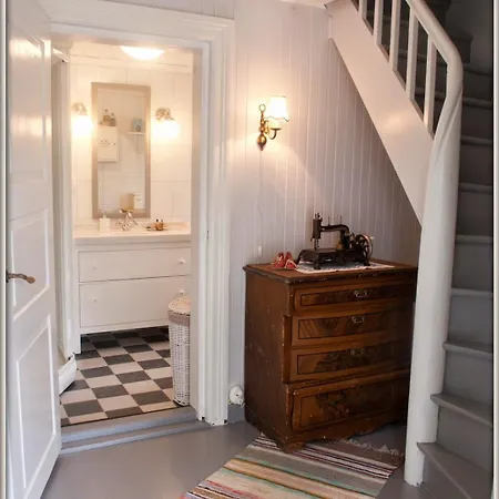 Nostalgiske Halsebostua * 哈尔斯塔